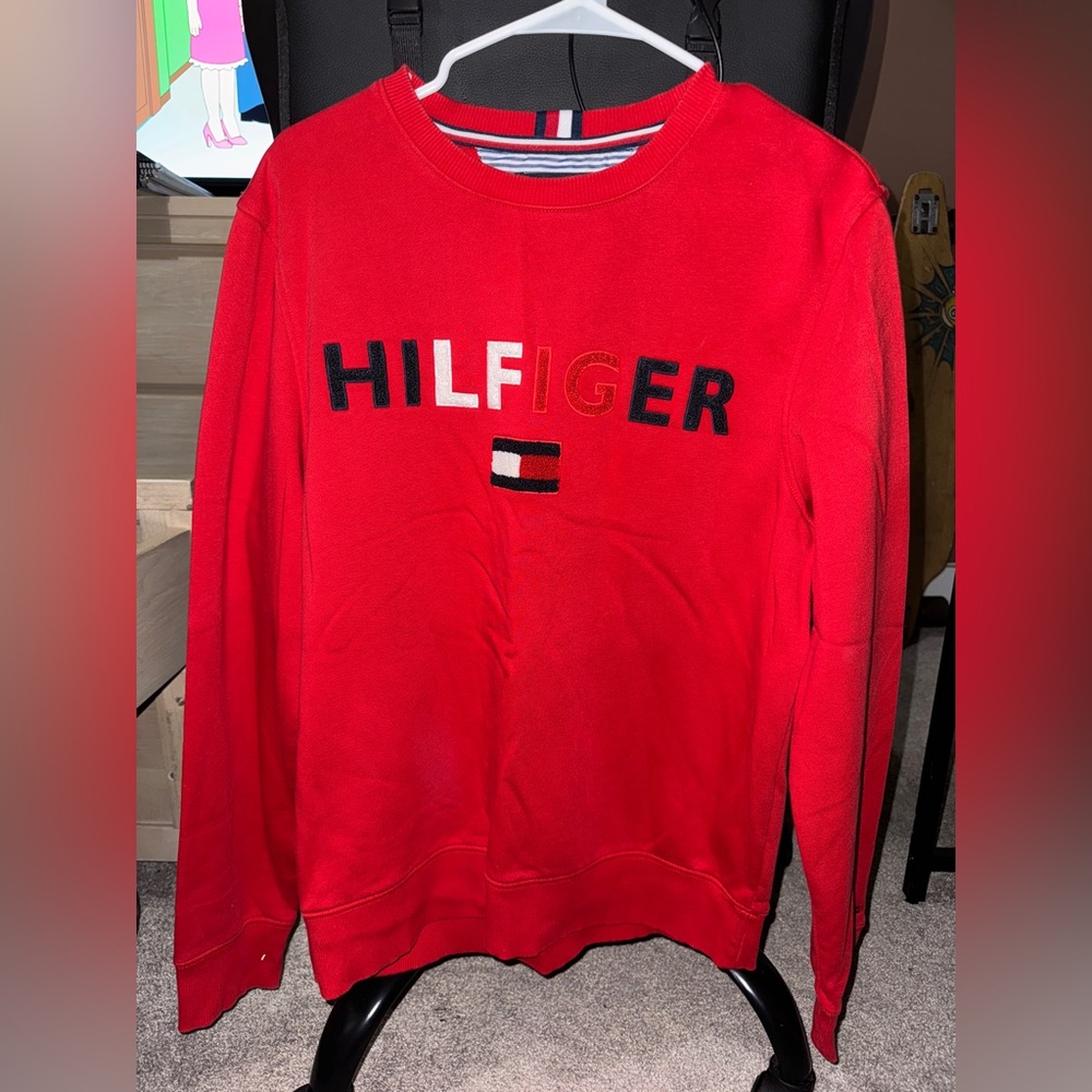 Red Tommy Hilfiger crewneck sweater